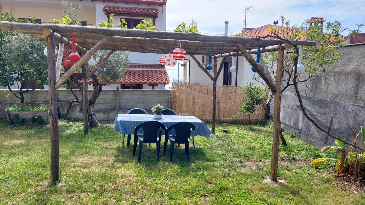 Dora'S House Comfortable Apartment With A Yard And View Pyrgadikia Esterno foto