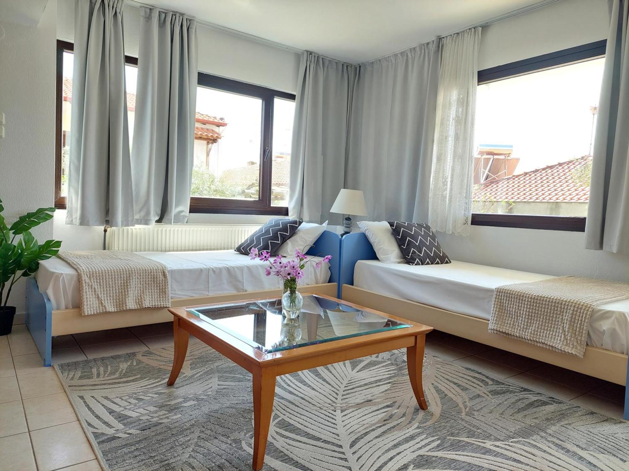 Dora'S House Comfortable Apartment With A Yard And View Pyrgadikia Esterno foto